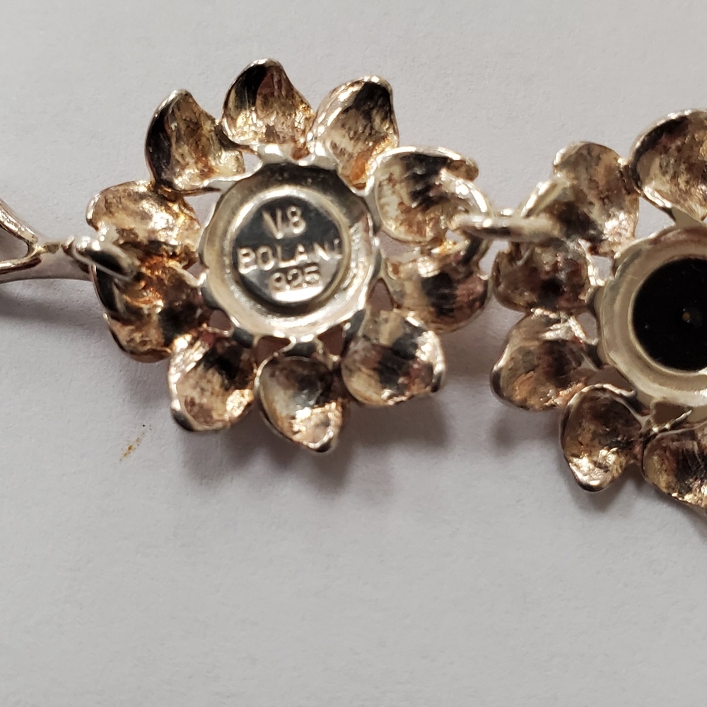 Jewelry - Picture 3 of 3